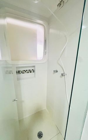 Apartamento para alugar com 120m², 4 quartos e 1 vaga Apartamento para alugar com 120m², 4 quartos e 1 vagaBanheiro