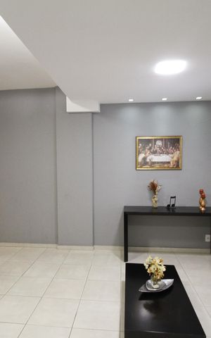 Apartamento à venda com 55m², 2 quartos e 2 vagasHall de entrada