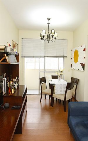Apartamento à venda com 55m², 2 quartos e 2 vagasSala