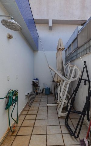 Apartamento à venda com 187m², 3 quartos e 3 vagas Apartamento à venda com 187m², 3 quartos e 3 vagasCobertura