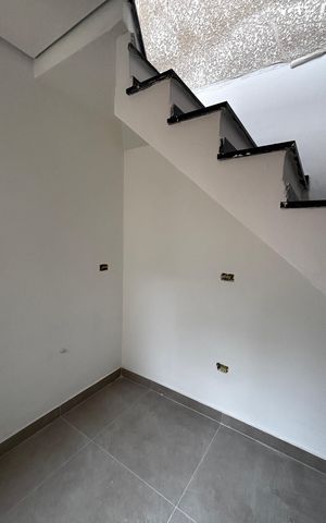 Apartamento à venda com 140m², 2 quartos e 2 vagasCozinha