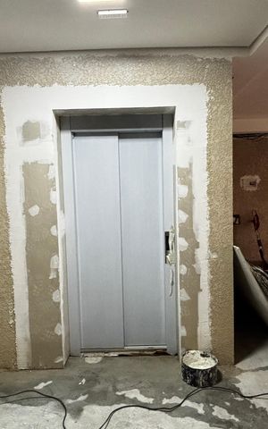 Apartamento à venda com 140m², 2 quartos e 2 vagasElevador