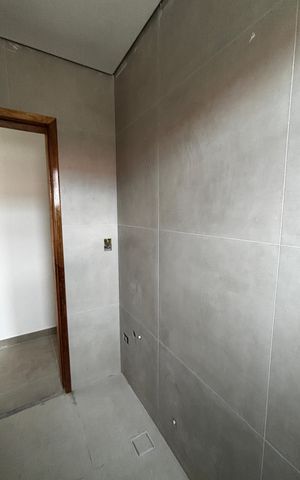 Apartamento à venda com 140m², 2 quartos e 2 vagasBanheiro