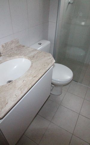 Apartamento para alugar com 80m², 2 quartos e 2 vagasBanheiro da Suíte
