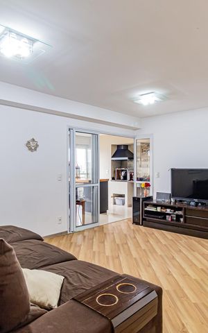 Apartamento à venda com 100m², 2 quartos e 2 vagas Apartamento à venda com 100m², 2 quartos e 2 vagasSala