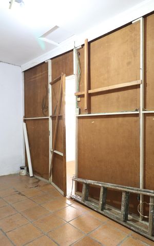 Casa à venda com 150m², 3 quartos e 1 vagaQuarto de serviço 