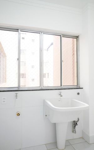 Apartamento para alugar com 67m², 2 quartos e 1 vagaÁrea de serviço