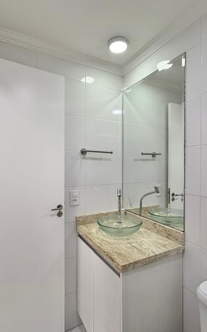 Apartamento à venda com 45m², 2 quartos e 1 vaga Apartamento à venda com 45m², 2 quartos e 1 vagaBanheiro