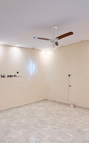 Casa à venda com 120m², 3 quartos e 1 vaga Casa à venda com 120m², 3 quartos e 1 vagaSuíte 2