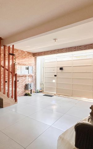 Casa à venda com 120m², 3 quartos e 1 vaga Casa à venda com 120m², 3 quartos e 1 vagaGaragem