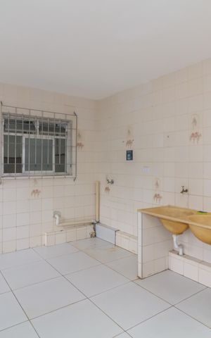 Casa para alugar com 240m², 3 quartos e 6 vagas Casa para alugar com 240m², 3 quartos e 6 vagasÁrea de Serviço