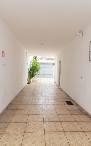 Casa para alugar com 240m², 3 quartos e 6 vagas Casa para alugar com 240m², 3 quartos e 6 vagasGaragem