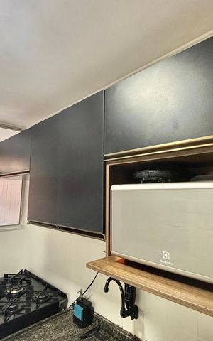 Apartamento à venda com 49m², 2 quartos e 1 vaga Apartamento à venda com 49m², 2 quartos e 1 vagaCozinha - Armários