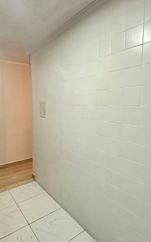 Apartamento à venda com 49m², 2 quartos e 1 vaga Apartamento à venda com 49m², 2 quartos e 1 vagaCozinha - Armários