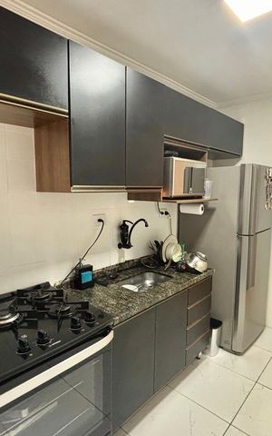 Apartamento à venda com 49m², 2 quartos e 1 vaga Apartamento à venda com 49m², 2 quartos e 1 vagaCozinha - Armários