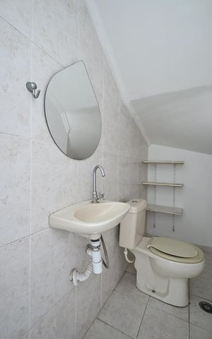 Casa à venda com 230m², 3 quartos e 4 vagasLavabo do Salão 