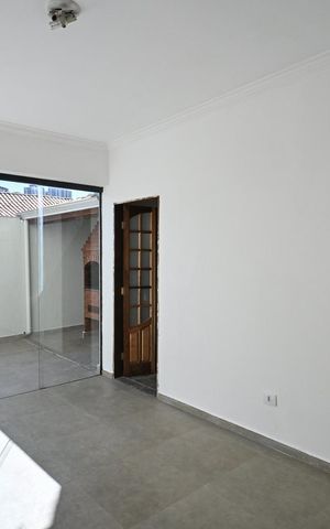 Casa à venda com 230m², 3 quartos e 4 vagasSalão 