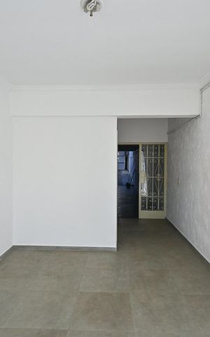 Casa à venda com 230m², 3 quartos e 4 vagasSalão 