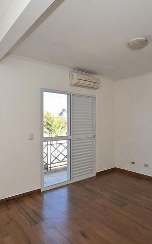 Casa à venda com 230m², 3 quartos e 4 vagasSuíte 1