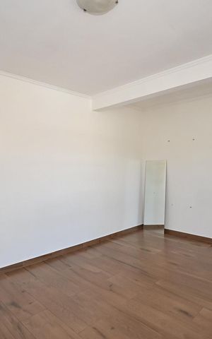 Casa à venda com 230m², 3 quartos e 4 vagasSuíte 1