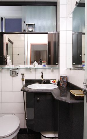 Apartamento à venda com 70m², 2 quartos e sem vagaBanheiro Social