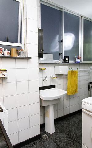 Apartamento à venda com 70m², 2 quartos e sem vagaCozinha e Área de Serviço
