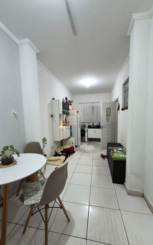 Casa à venda com 240m², 3 quartos e sem vaga Casa à venda com 240m², 3 quartos e sem vagaCozinha
