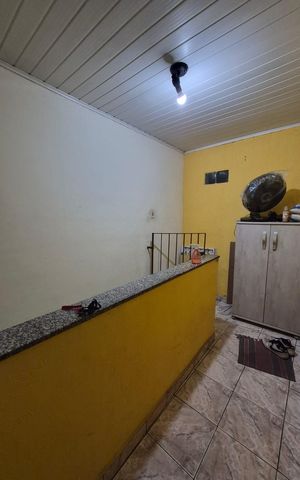 Casa à venda com 240m², 3 quartos e sem vaga Casa à venda com 240m², 3 quartos e sem vagaÁrea externa