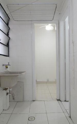 Apartamento para alugar com 75m², 3 quartos e 1 vagaÁrea de Serviço