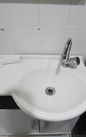 Apartamento para alugar com 75m², 3 quartos e 1 vagaBanheiro - torneira