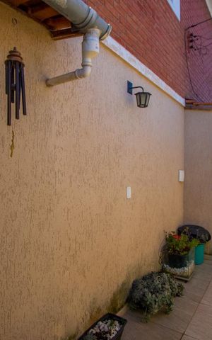 Casa para alugar com 176m², 3 quartos e 2 vagas Casa para alugar com 176m², 3 quartos e 2 vagasQuintal