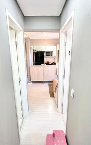 Apartamento à venda com 53m², 2 quartos e 2 vagas Apartamento à venda com 53m², 2 quartos e 2 vagasCorredor