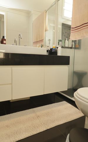 Apartamento à venda com 127m², 3 quartos e 2 vagasBanheiro da Suíte 1