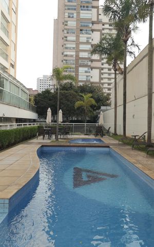 Apartamento à venda com 127m², 3 quartos e 2 vagasÁrea comum - Piscina