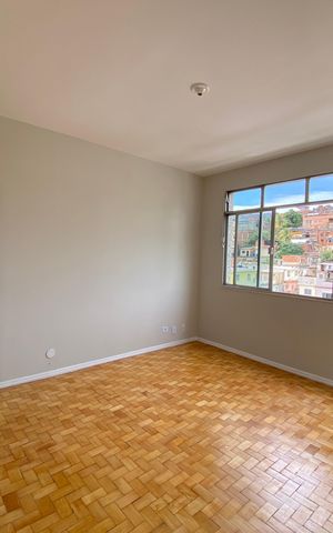 Apartamento à venda com 82m², 3 quartos e 1 vaga