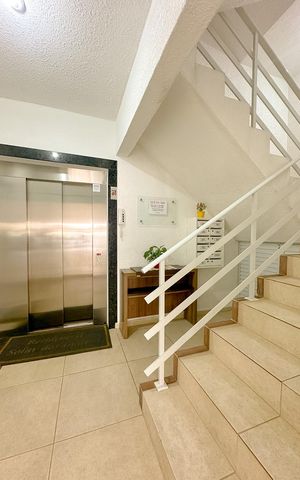 Apartamento para alugar com 73m², 2 quartos e 1 vagaHall de entrada