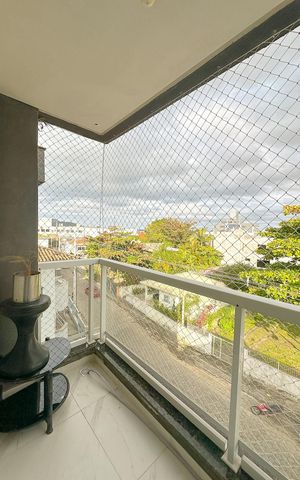 Apartamento para alugar com 73m², 2 quartos e 1 vagaVaranda