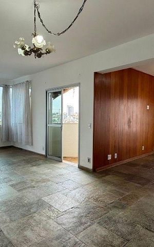 Apartamento à venda com 235m², 4 quartos e 3 vagas