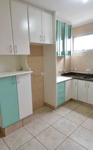 Apartamento à venda com 79m², 2 quartos e 1 vagaCozinha