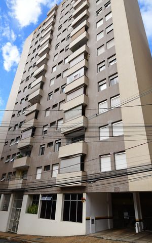 Apartamento à venda com 79m², 2 quartos e 1 vagaFachada do Prédio