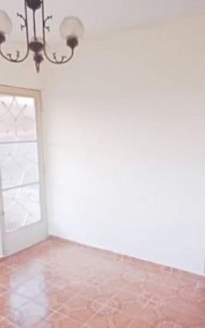 Casa à venda com 102m², 2 quartos e 2 vagas Casa à venda com 102m², 2 quartos e 2 vagasFoto 06
