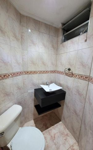 Apartamento para alugar com 147m², 3 quartos e 2 vagas Apartamento para alugar com 147m², 3 quartos e 2 vagasBanheiro