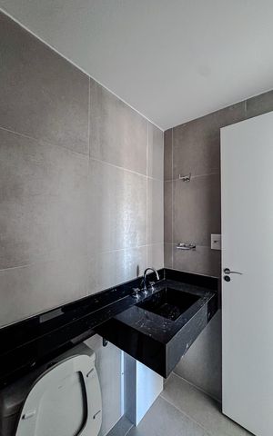 Apartamento à venda com 68m², 2 quartos e 1 vaga Apartamento à venda com 68m², 2 quartos e 1 vagaBanheiro