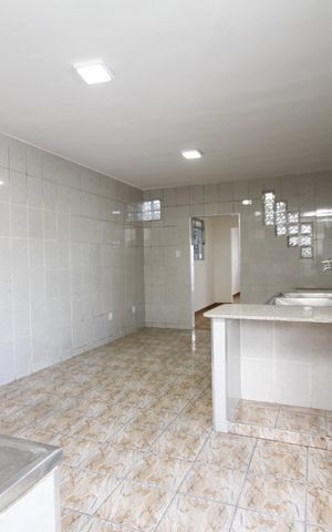 Casa à venda com 360m², 4 quartos e 6 vagasCozinha