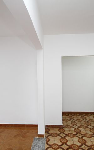 Casa à venda com 360m², 4 quartos e 6 vagasSala 2