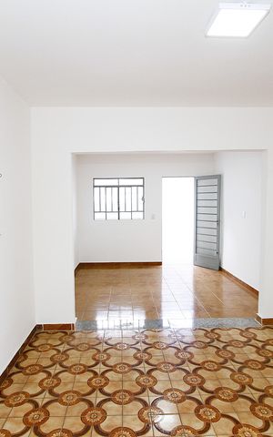 Casa à venda com 360m², 4 quartos e 6 vagasSala 2