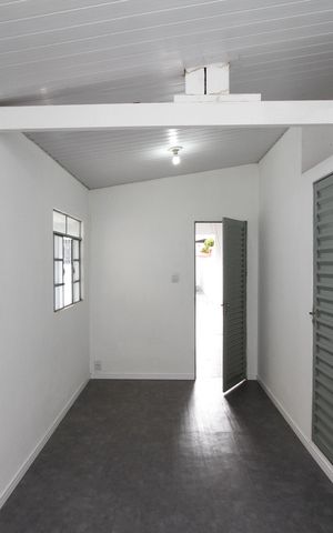 Casa à venda com 360m², 4 quartos e 6 vagasEscritório