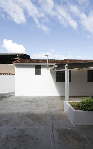 Casa à venda com 360m², 4 quartos e 6 vagasVaranda