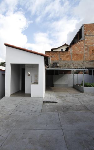 Casa à venda com 360m², 4 quartos e 6 vagasVaranda