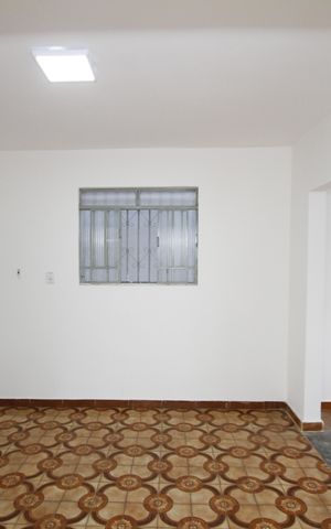 Casa à venda com 360m², 4 quartos e 6 vagasSala 2